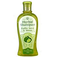 Натуральный лечебный шампунь для нормальных и жирных волос с каффир-лаймом от Wanthai 300 мл / Wanthai Kaffir Lime & Moss Shampoo For Normal hair Size 300 ml