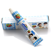 Зубная паста-гель для детей старше 6 месяцев Kodomo со вкусом ягод от Lion 40 гр / Lion Kodomo Gel Toothpaste Kids Sugar Free Special For Children (bubble fruit) 40 g