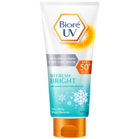 Солнцезащитный освещающий серум для тела SPF50PA+++ с ментолом от Biore 50 мл / Biore UV Anti-Pollution Body Care Serum refresh bright SPF 50 PA+++ 50 ml